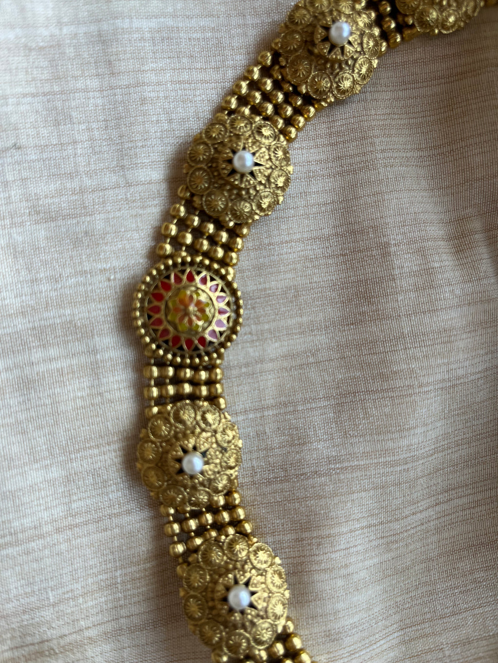 Kumudini Kundan Choker