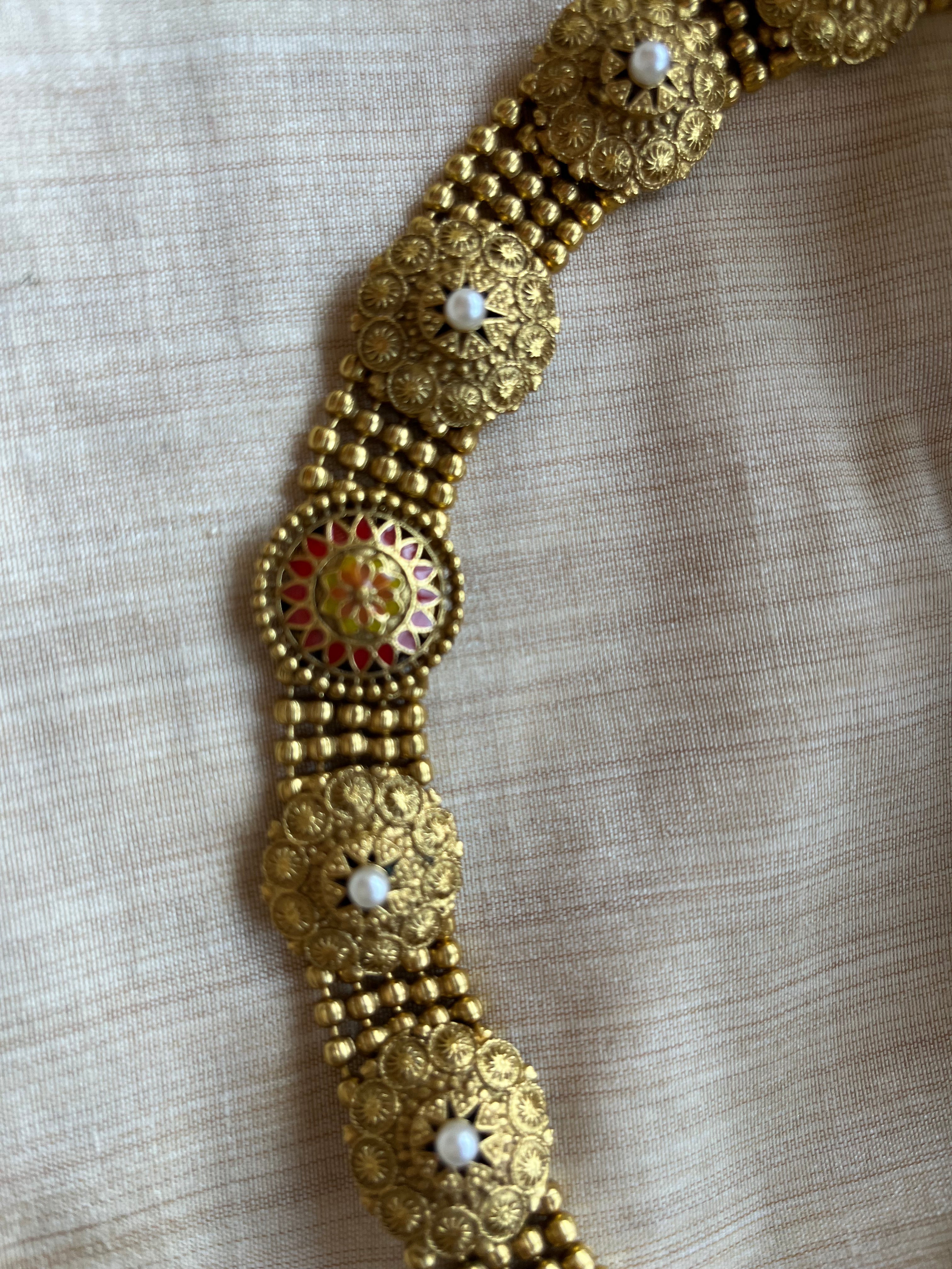 Kumudini Kundan Choker