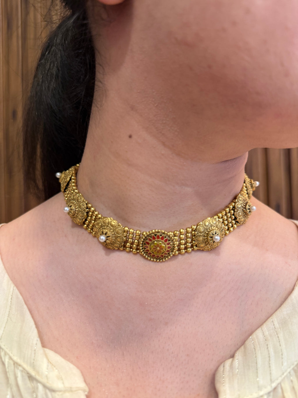 Kumudini Kundan Choker