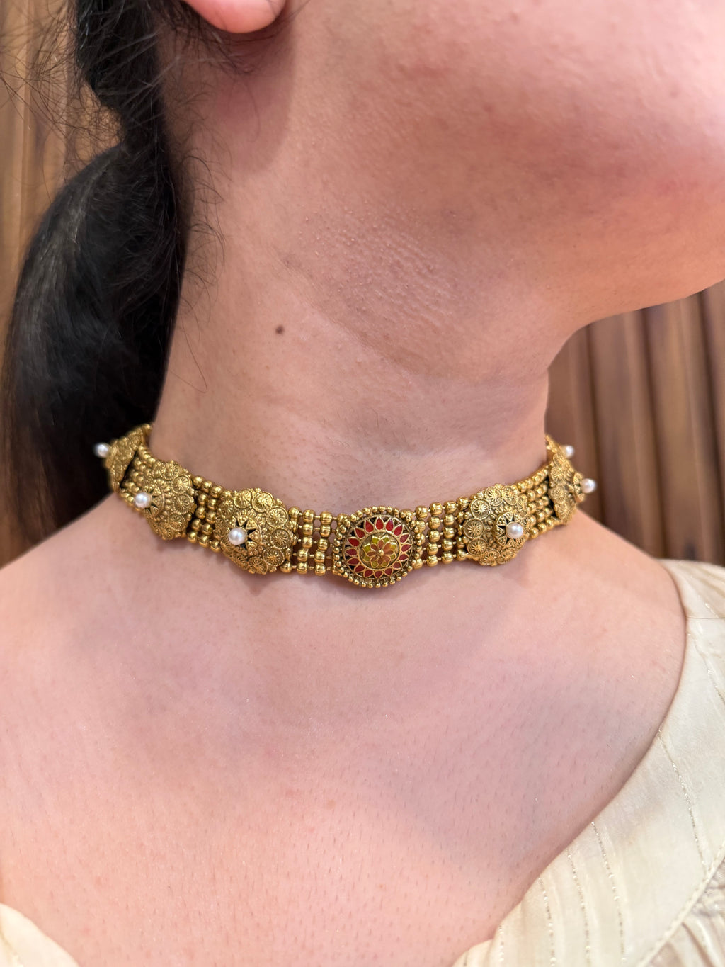 Kumudini Kundan Choker